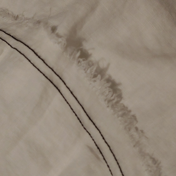 Linen blouse - Picture 7 of 7